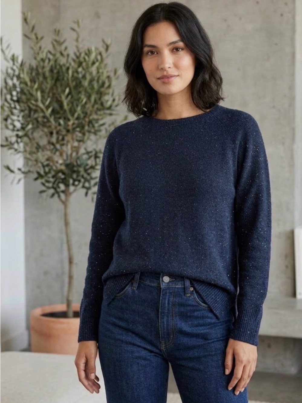 Loft navy/white speckled crewneck sweater. Size M.
